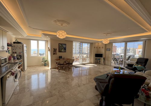 Zeyma Residence - Lejlighed med havudsigt  i Mahmutlar