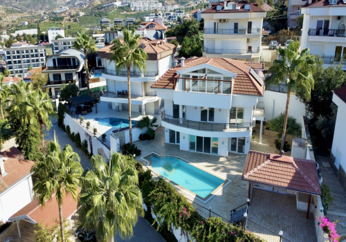 Ocean Palm Villas - Unik luksusvilla til salg med havudsigt.