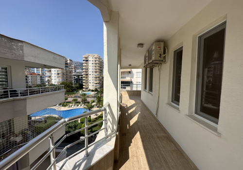 Møbleret lejlighed til salg i Mahmutlar, Alanya