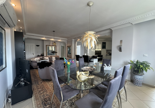 2-værelses lejlighed til salg i Cleopatra-stranden