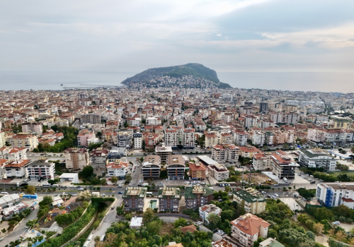 Rummelig 2-værelses lejlighed til salg i Sugözü, Alanya