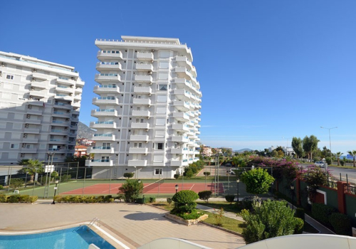 Eksklusiv lejlighed ved stranden i Tosmur, Alanya